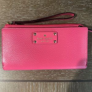 Kate Spade wristlet wallet in hot pink NWOT